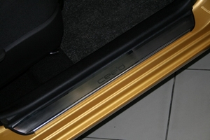 Alu-Frost Накладки на внутренние пороги с надписью, нерж. сталь, 4 шт. (5D) KIA (киа) Ceed/сид 12- - Автоаксессуары и тюнинг