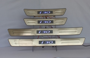 JMT Накладки на дверные пороги с логотипом и LED подсветкой, нерж. HYUNDAI (хендай) i30 07-/12- - Автоаксессуары и тюнинг
