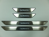 JMT Накладки на дверные пороги с логотипом и LED подсветкой, нерж. HYUNDAI (хендай) Sonata 10-12