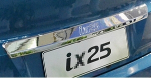 OEM-Tuning Накладка над номером на крышку багажника с серебр. логотипом IX25, хром HYUNDAI (хендай) Creta (ix25) 15- - Автоаксессуары и тюнинг