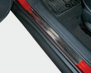 Souz-96 Накладки на внутр. пороги без логотипа (компл. 2 шт.) NISSAN (ниссан) Juke/жук 10- - Автоаксессуары и тюнинг