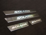 ТСС Накладки на пороги (лист зеркальный с логотипом) HYUNDAI (хендай) Solaris 14-
