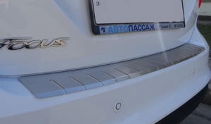 Alu-Frost Накладка на задний бампер профилированная с загибом, нерж. сталь (5D) FORD (форд) Focus/фокус III 10-/15- - Автоаксессуары и тюнинг