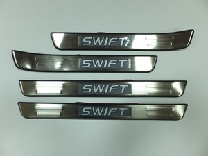 JMT Накладки на дверные пороги с логотипом и LED подсветкой, нерж. SUZUKI (сузуки) Swift/свифт 11- - Автоаксессуары и тюнинг
