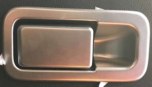 OEM-Tuning НаНакладка на ручку перчаточного ящика (без замка) KIA (киа) Sportage/Спортаж 16- - Автоаксессуары и тюнинг