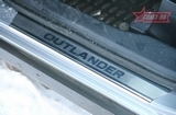 Souz-96 Накладки на внутр. пороги с рисунком (компл.4шт.) на металл MITSUBISHI (митсубиси) Outlander/оутлендер XL 07-09