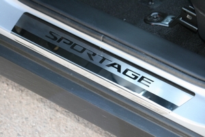 Souz-96 Накладки на внутр. пороги с рисунком (компл.4шт.) вместо пласт. KIA (киа) Sportage/Спортаж 10-/14- - Автоаксессуары и тюнинг